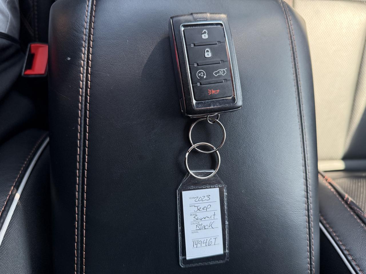 2023 Jeep Grand Cherokee L SUMMIT RESERVE - LAST YEAR FOR THE HEMI !!!! Photo