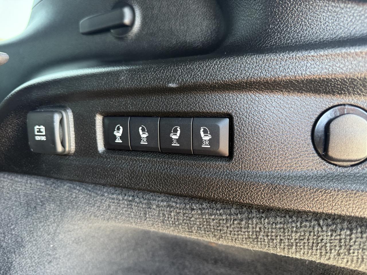 2023 Jeep Grand Cherokee L SUMMIT RESERVE - LAST YEAR FOR THE HEMI !!!! Photo