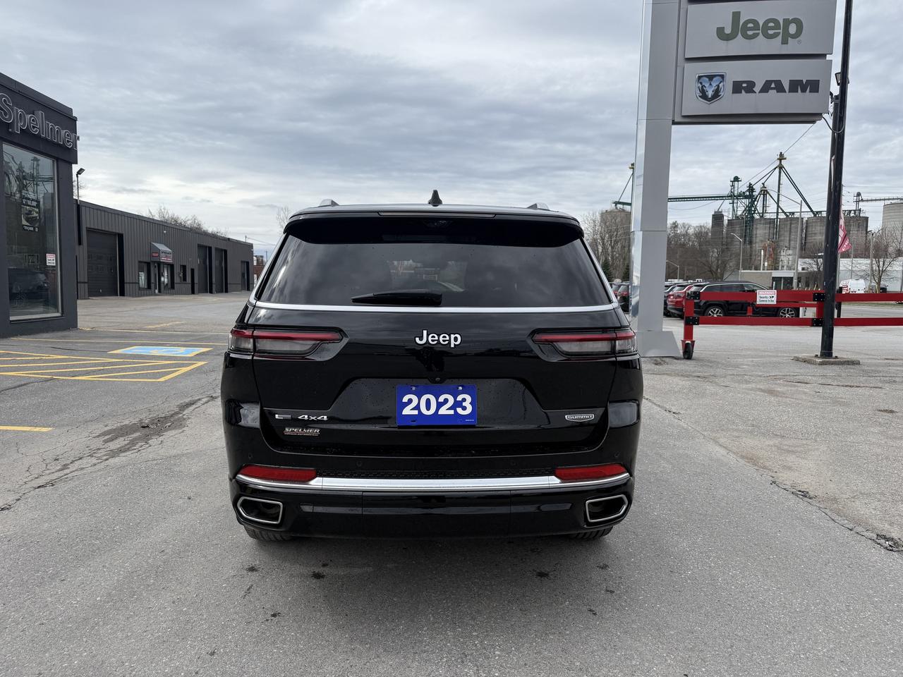 2023 Jeep Grand Cherokee L SUMMIT RESERVE  L- HEMI - TOP OF THE LINE !!!! Photo