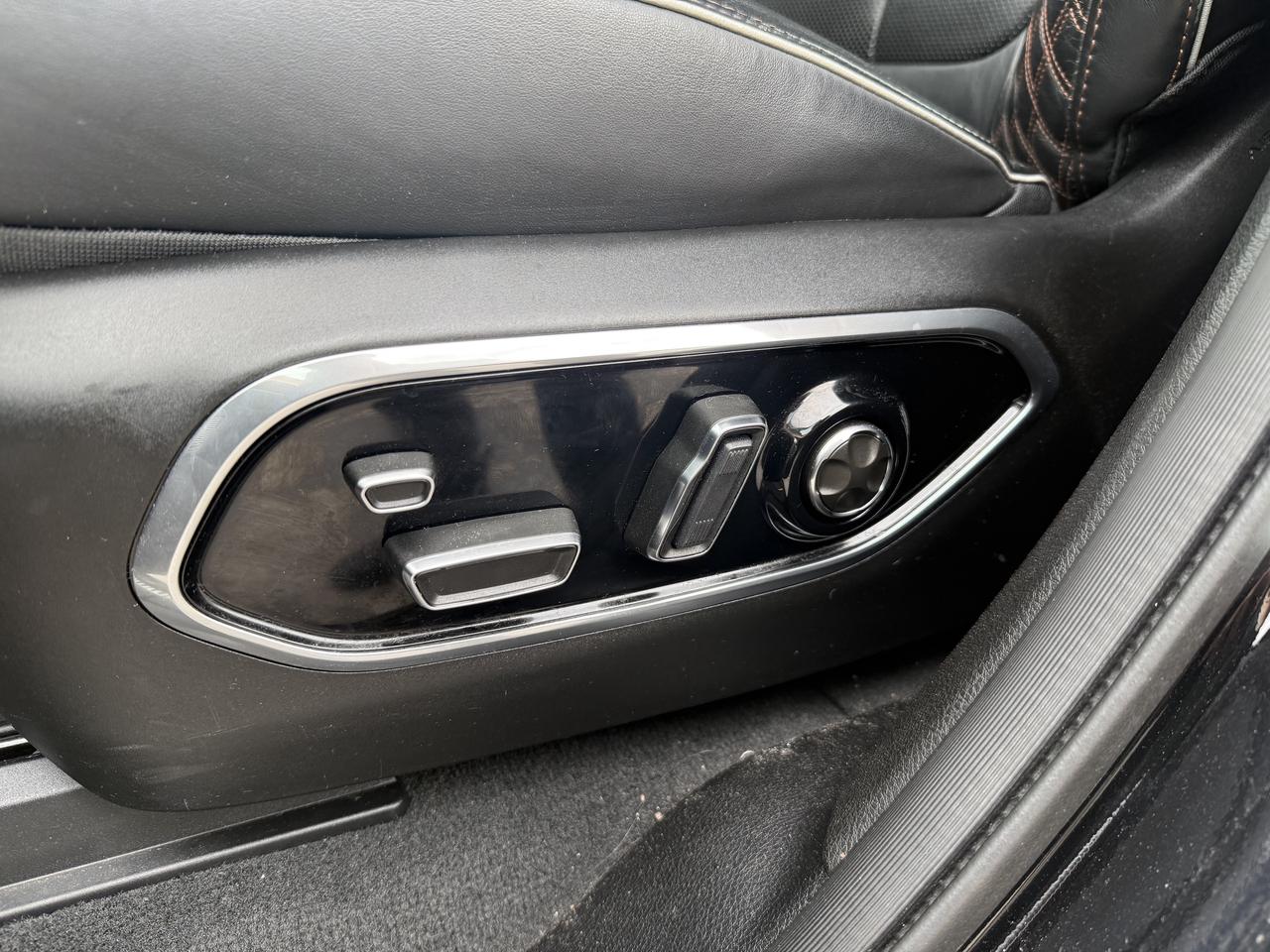 2023 Jeep Grand Cherokee L SUMMIT RESERVE  L- HEMI - TOP OF THE LINE !!!! Photo