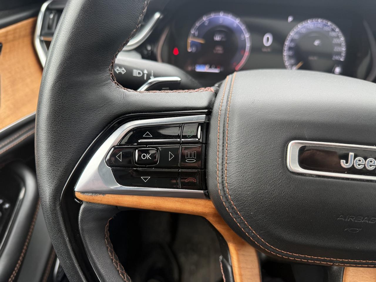 2023 Jeep Grand Cherokee L SUMMIT RESERVE  L- HEMI - TOP OF THE LINE !!!! Photo