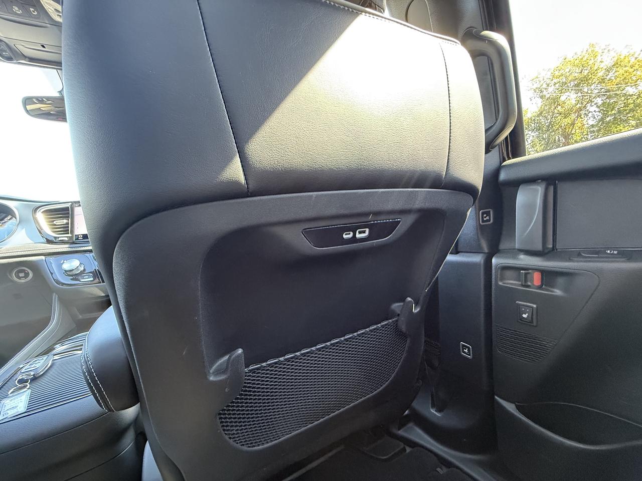 2024 Chrysler Pacifica Limited FWD - S Appearance Package - Sunroof! Photo