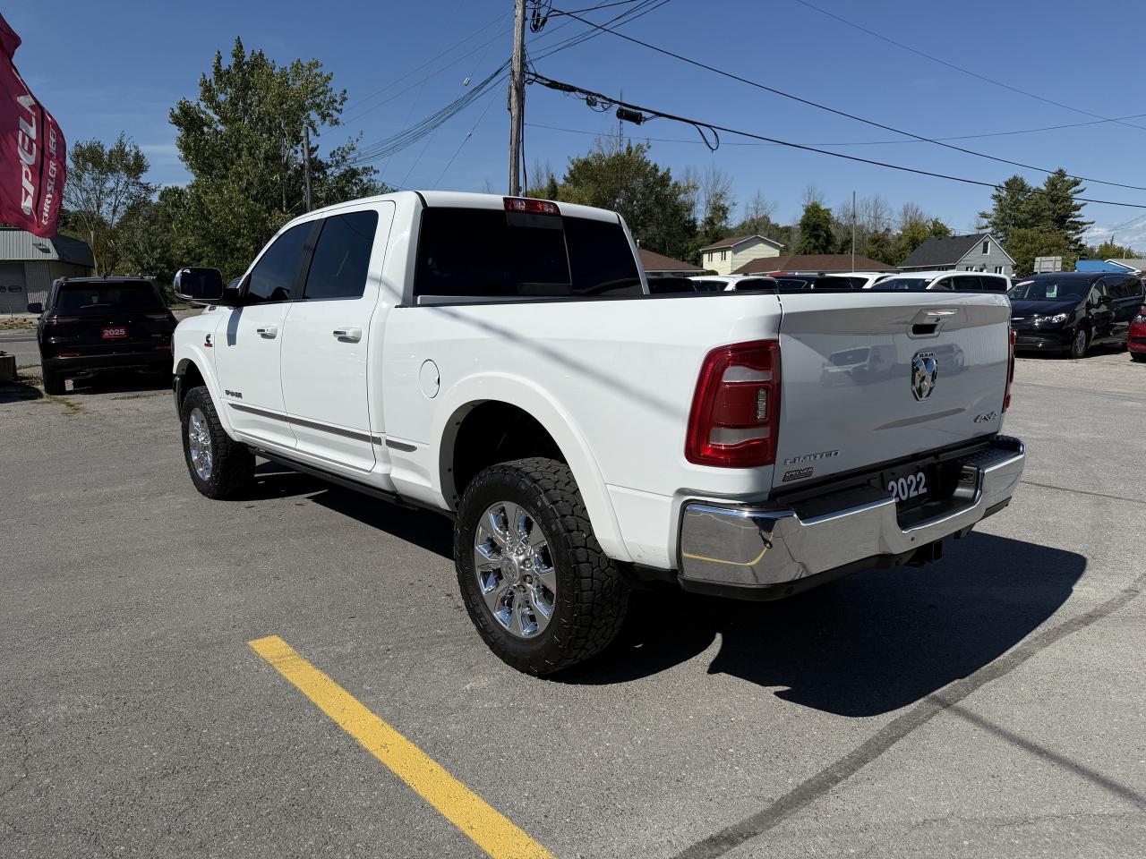 2022 RAM 3500 LIMITED CREW 4X4- HIGH OUTPUT CUMMINS & AISIN Photo3