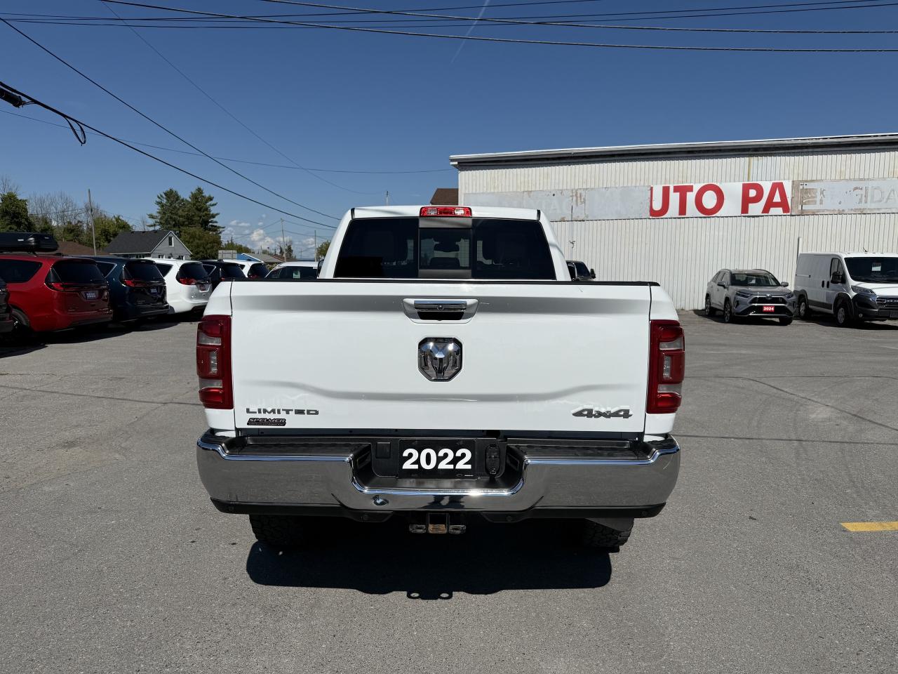 2022 RAM 3500 LIMITED CREW 4X4- HIGH OUTPUT CUMMINS & AISIN Photo