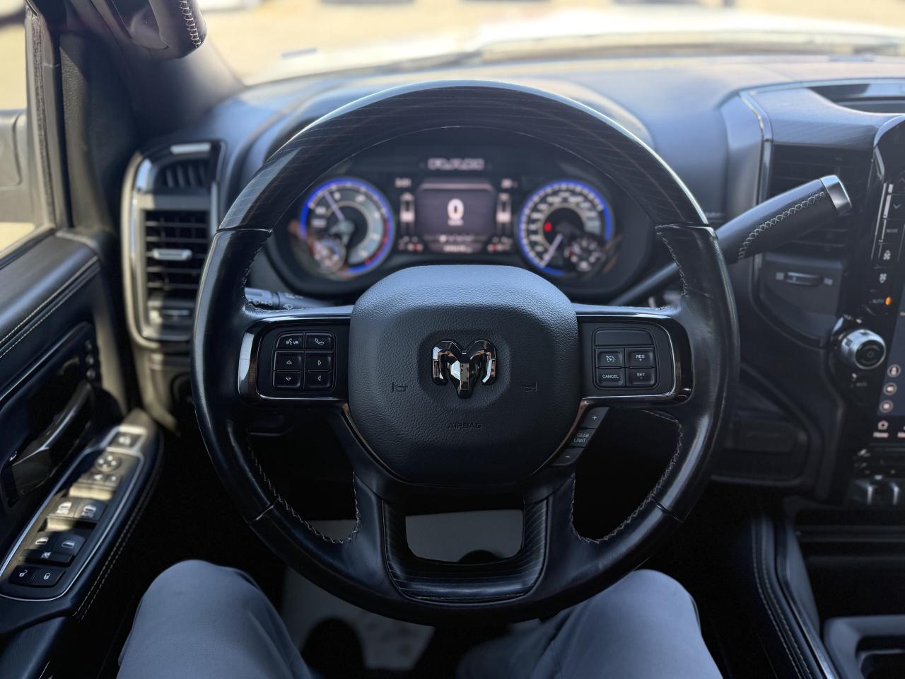 2022 RAM 3500 LIMITED CREW 4X4- HIGH OUTPUT CUMMINS & AISIN Photo