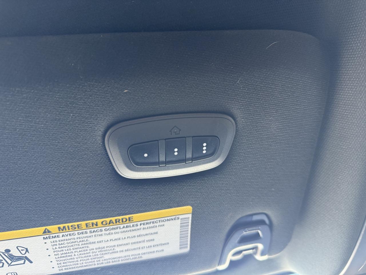 2022 RAM 3500 LIMITED CREW 4X4- HIGH OUTPUT CUMMINS & AISIN Photo