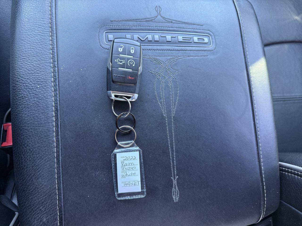 2022 RAM 3500 LIMITED CREW 4X4- HIGH OUTPUT CUMMINS & AISIN Photo