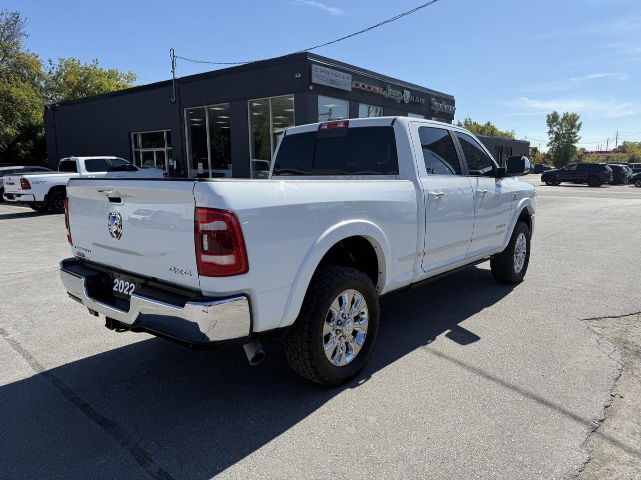 2022 RAM 3500 LIMITED CREW 4X4- HIGH OUTPUT CUMMINS & AISIN Photo