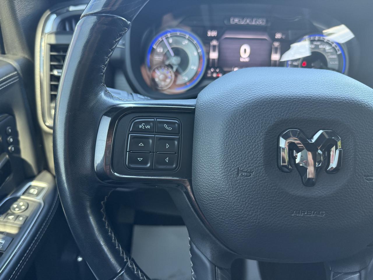 2022 RAM 3500 LIMITED CREW 4X4- HIGH OUTPUT CUMMINS & AISIN Photo