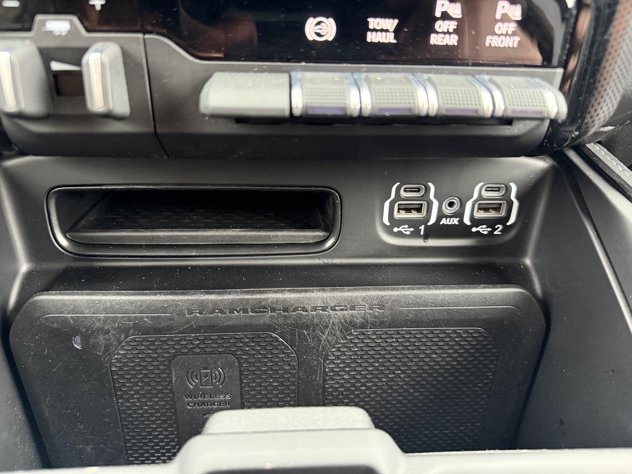 2022 RAM 3500 LIMITED CREW 4X4- HIGH OUTPUT CUMMINS & AISIN Photo