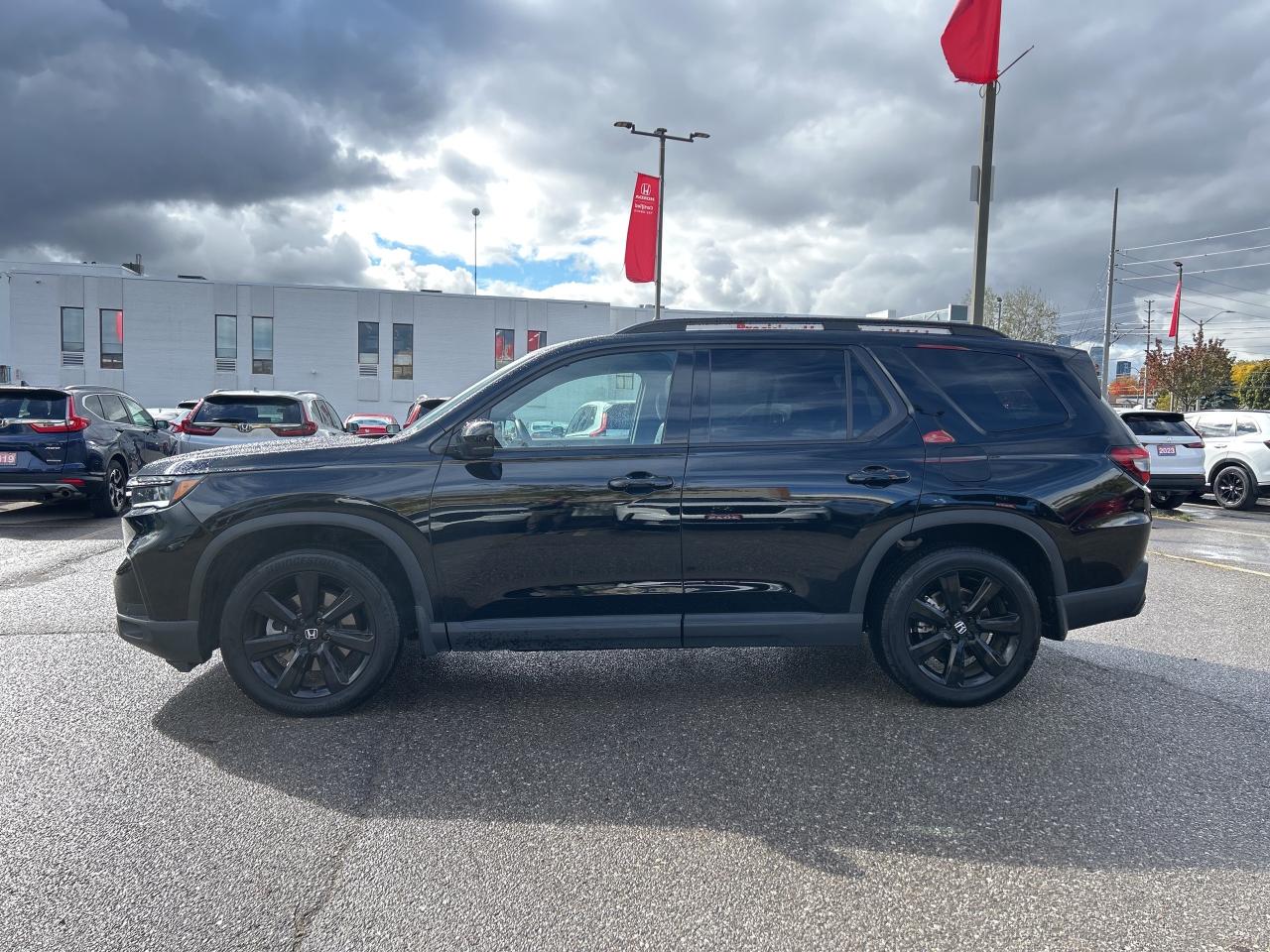 2025 Honda Pilot Black Edition DEMO Photo
