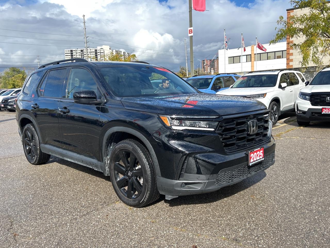 2025 Honda Pilot Black Edition DEMO Photo