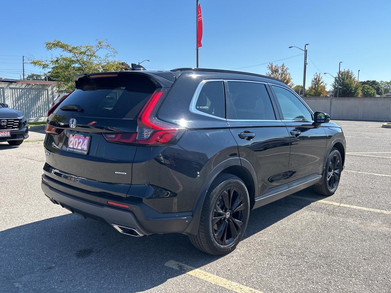 2024 Honda CR-V Hybrid Touring HYBRID Navi  Leather  Sunroof Photo