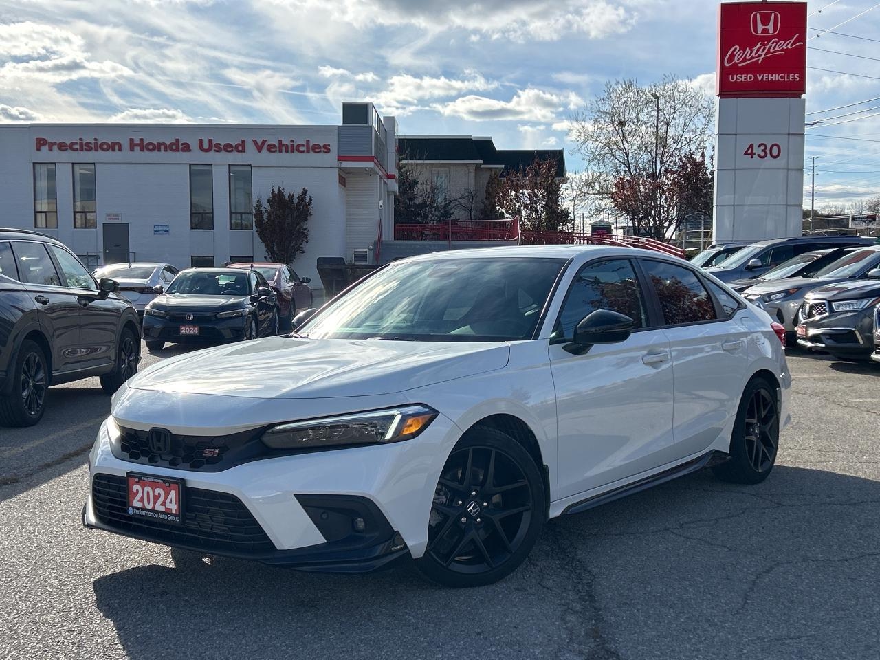 2024 Honda Civic Si Sedan Manual Sunroof CarPlay Wireless Charger Low Kms Photo