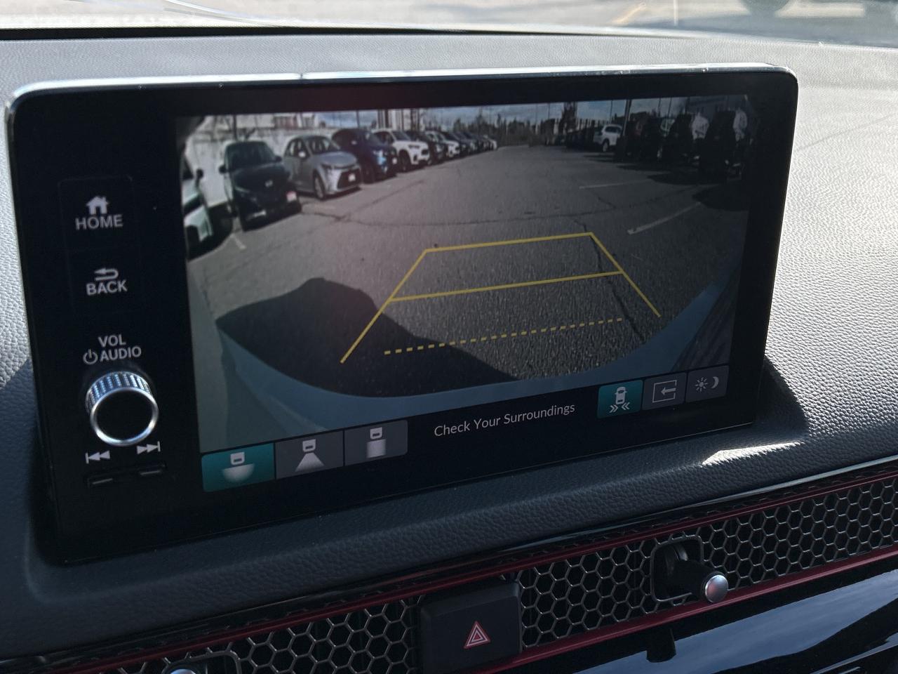 2024 Honda Civic Si Sedan Manual Sunroof CarPlay Wireless Charger Low Kms Photo