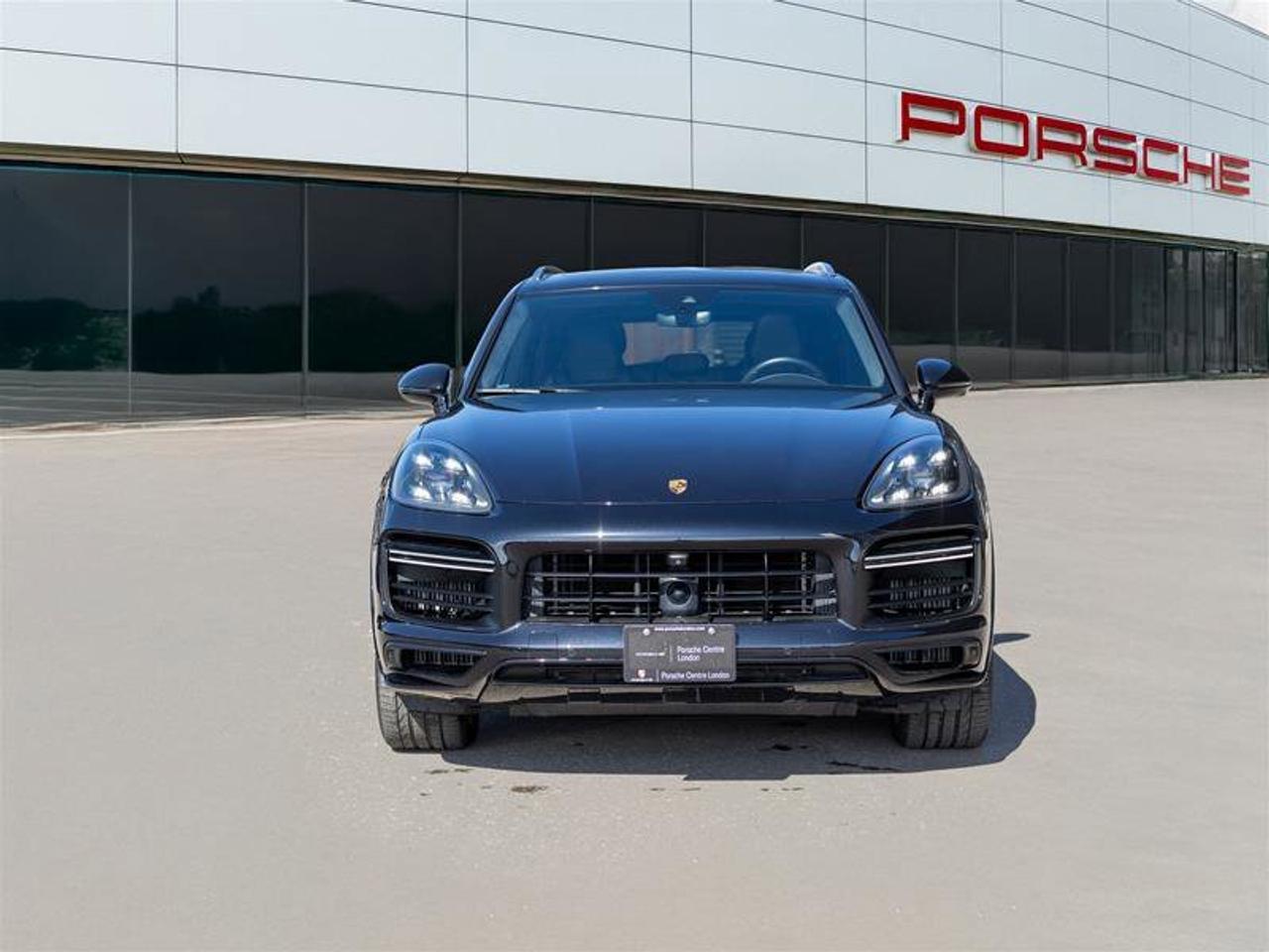 2019 Porsche Cayenne Turbo Black Photo