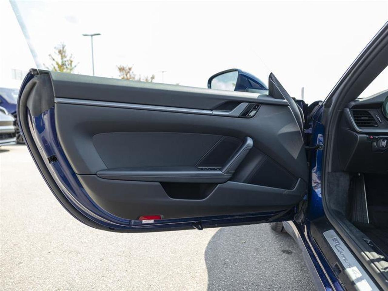 2020 Porsche 911 Carrera 4S Blue Photo
