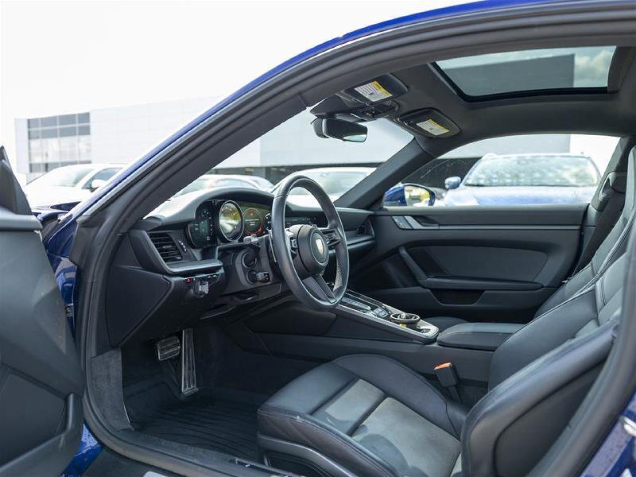 2020 Porsche 911 Carrera 4S Blue Photo