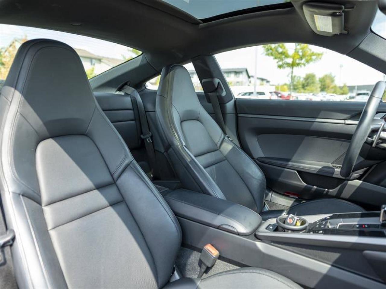 2020 Porsche 911 Carrera 4S Blue Photo