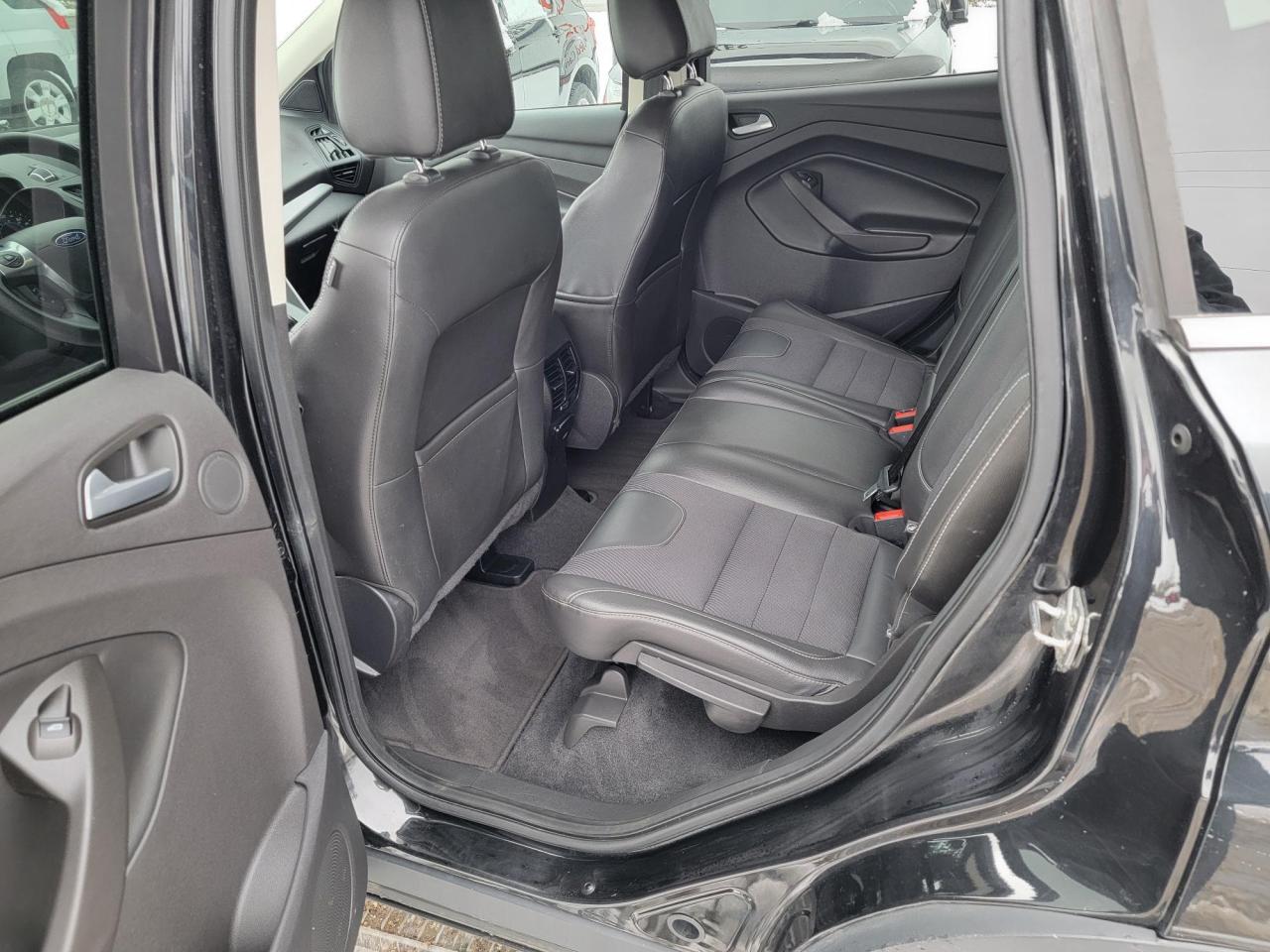 2015 Ford Escape 4WD SE Photo