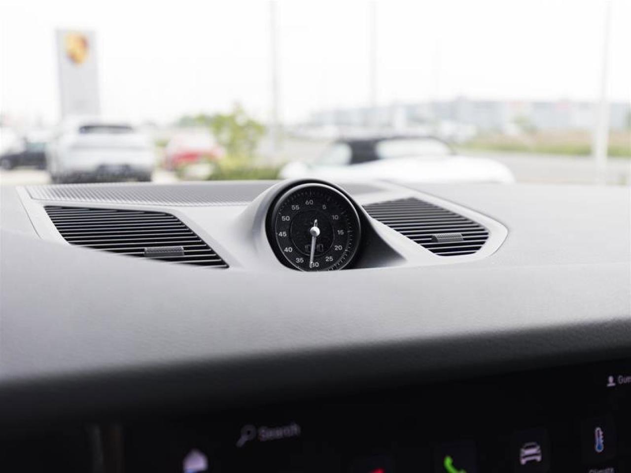 2024 Porsche Cayenne E-Hybrid White Photo