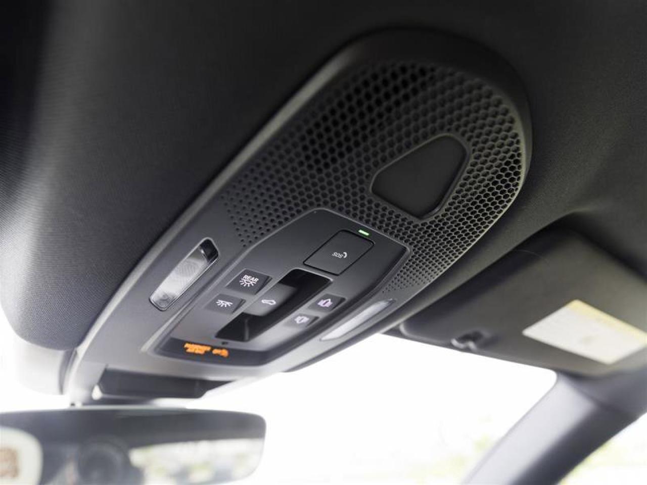 2024 Porsche Cayenne E-Hybrid White Photo