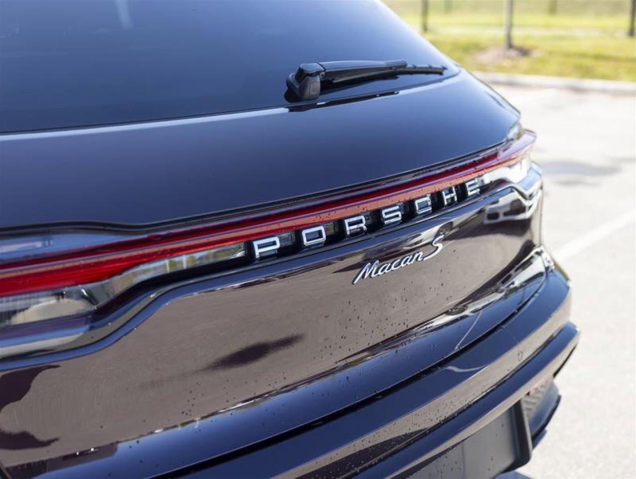 2023 Porsche Macan S Photo