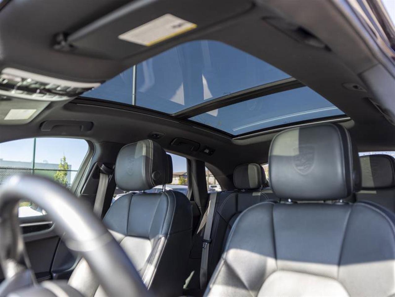 2023 Porsche Macan S Photo