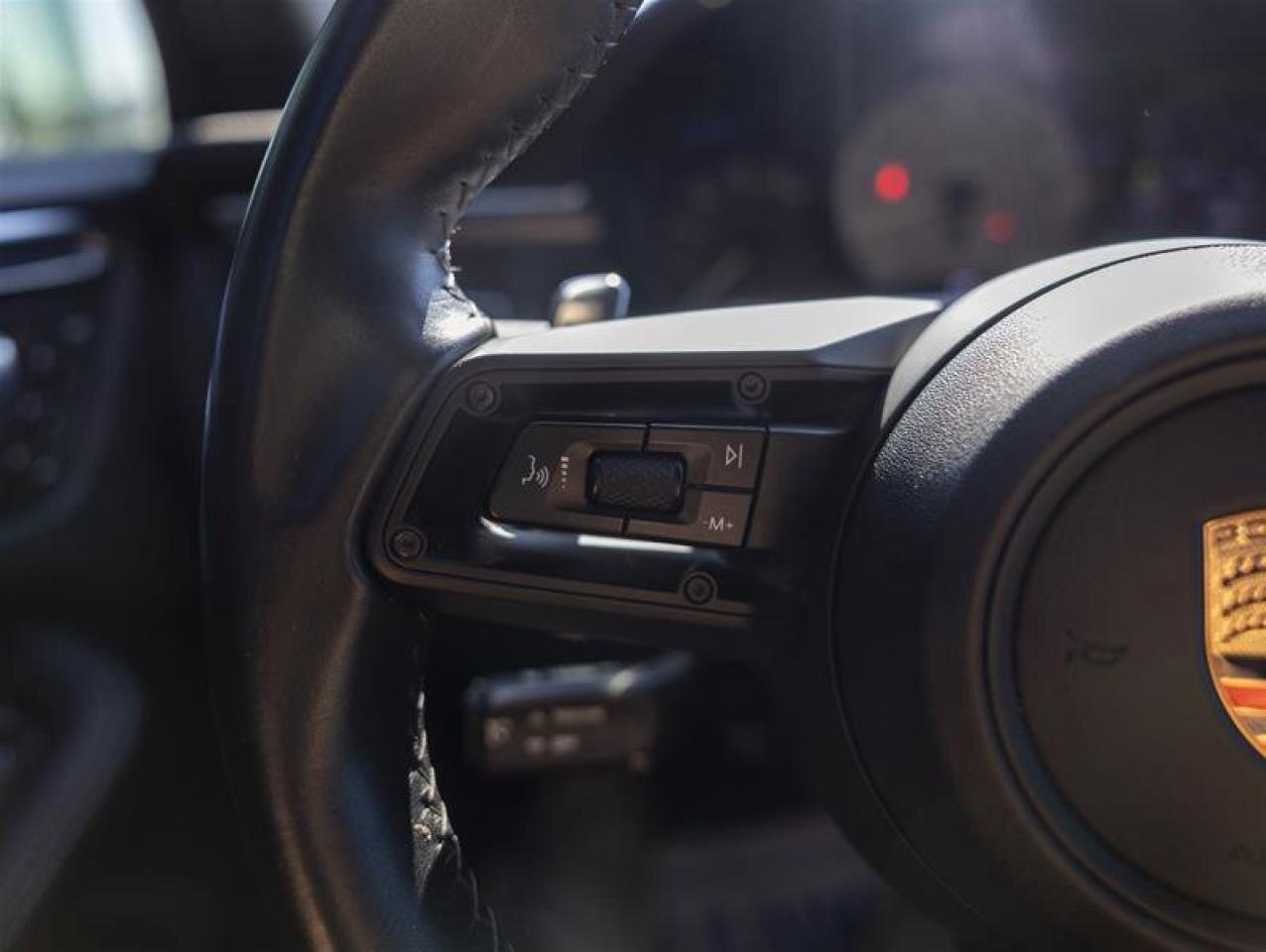 2023 Porsche Macan S Photo