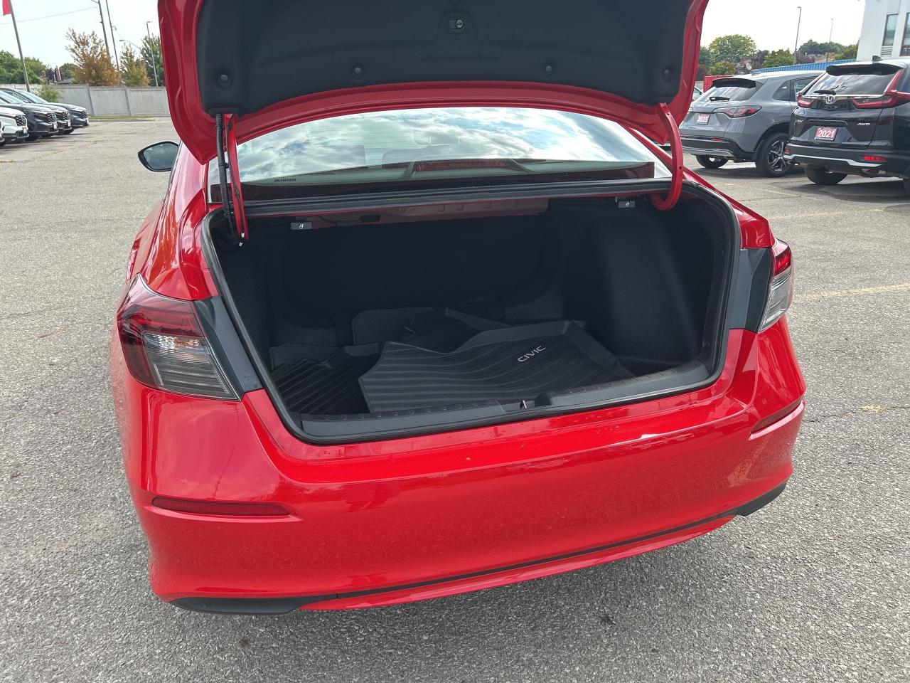 2025 Honda Civic Sedan Hybrid Sport Hybrid Sunroof CarPlay Heated Seats Like New Photo