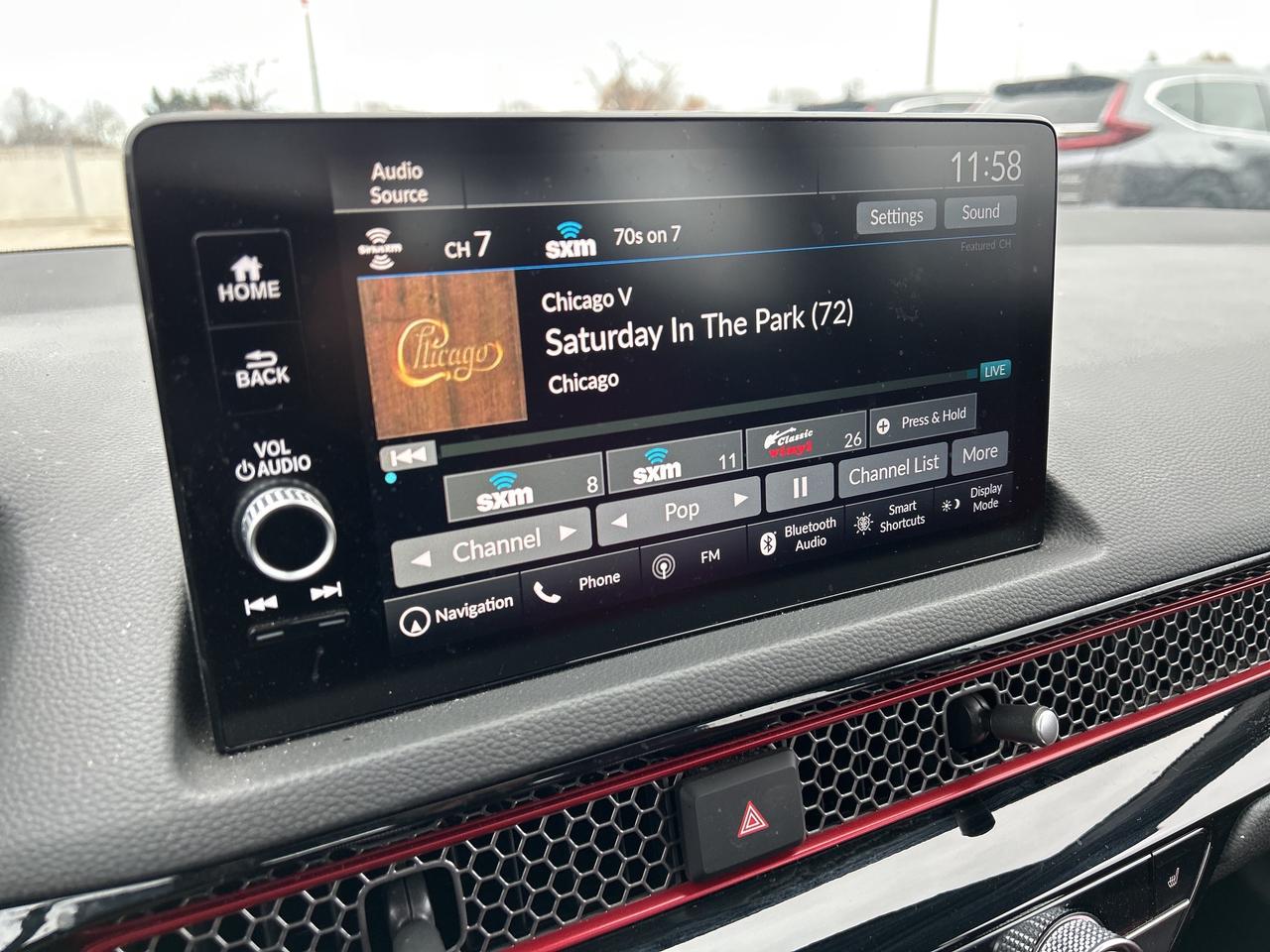 2024 Honda Civic Si Sedan Manual Sunroof CarPlay Wireless Charger Low Kms Photo