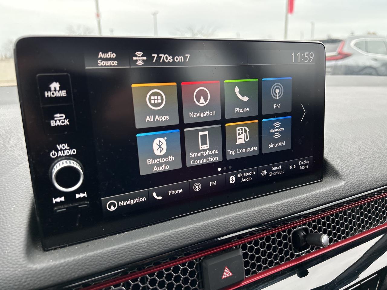 2024 Honda Civic Si Sedan Manual Sunroof CarPlay Wireless Charger Low Kms Photo