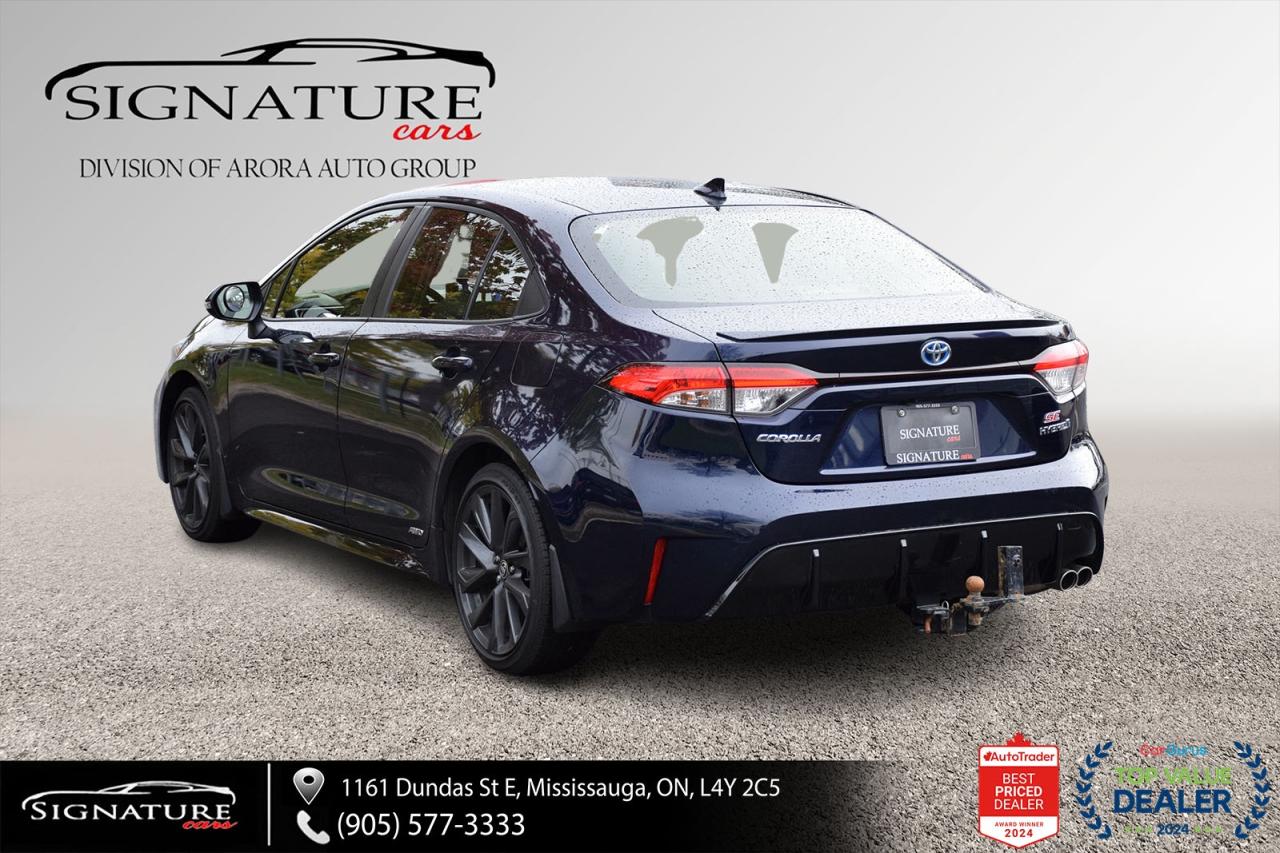 2023 Toyota Corolla Hybrid SE AWD / NO ACCIDENT / SUNROOF / CARPLAY / BSM Photo