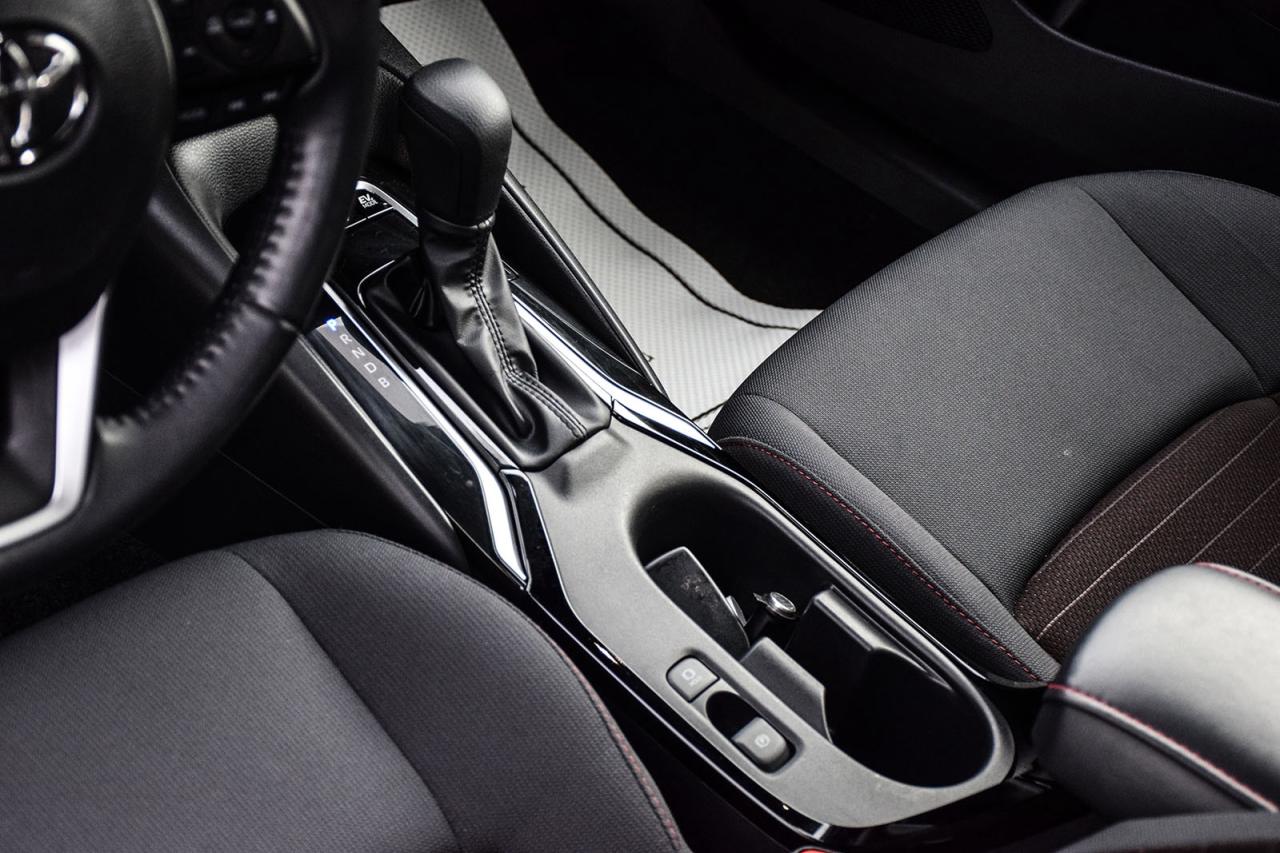 2023 Toyota Corolla Hybrid SE AWD / NO ACCIDENT / SUNROOF / CARPLAY / BSM Photo