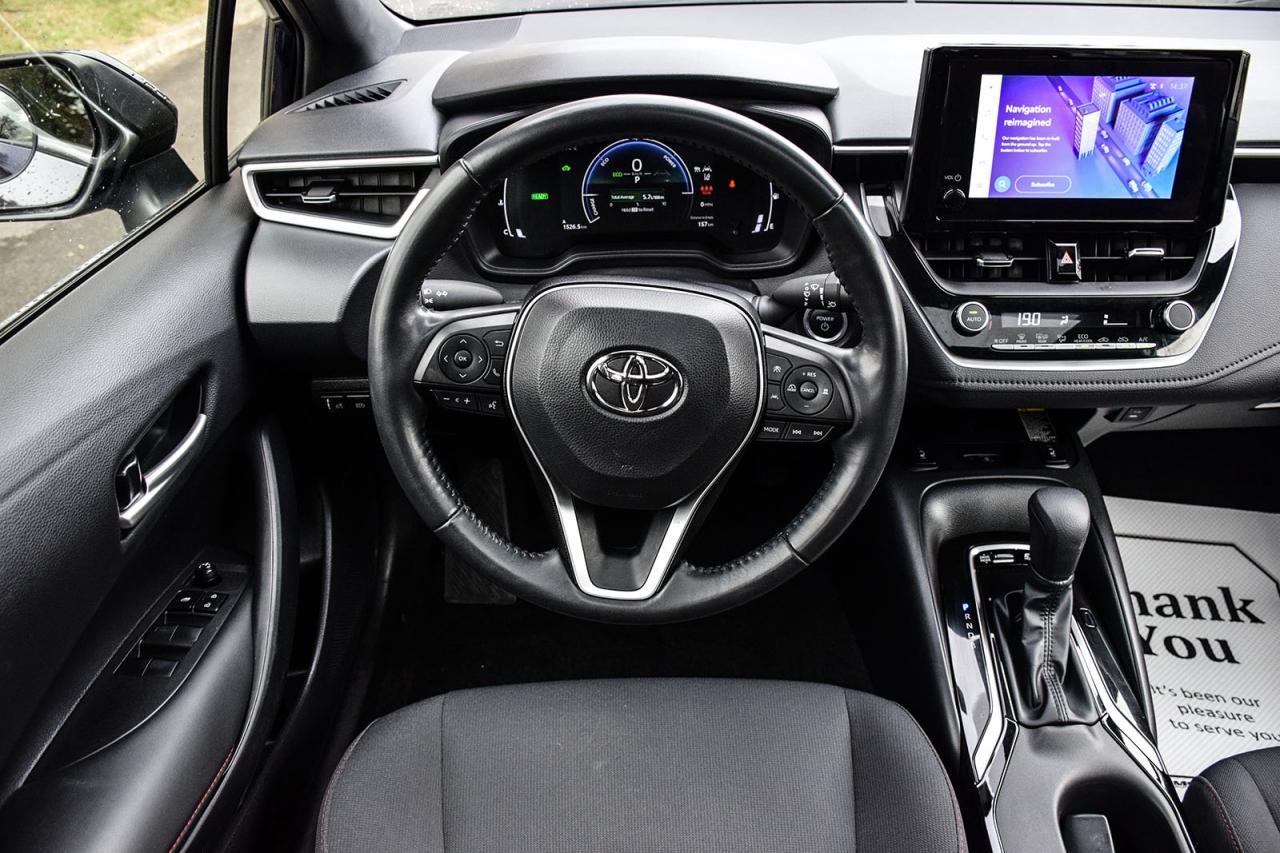 2023 Toyota Corolla Hybrid SE AWD / NO ACCIDENT / SUNROOF / CARPLAY / BSM Photo