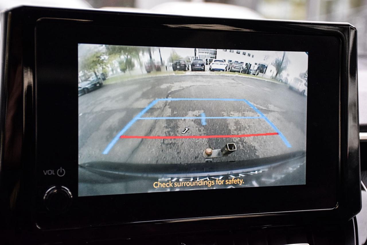 2023 Toyota Corolla Hybrid SE AWD / NO ACCIDENT / SUNROOF / CARPLAY / BSM Photo