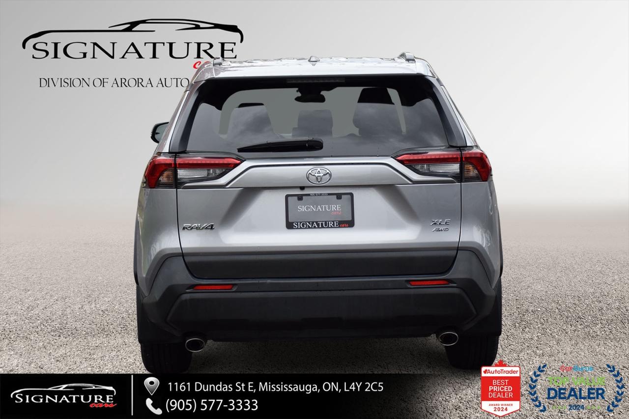 2022 Toyota RAV4 XLE AWD / SUNROOF / CARPLAY / BSM Photo4