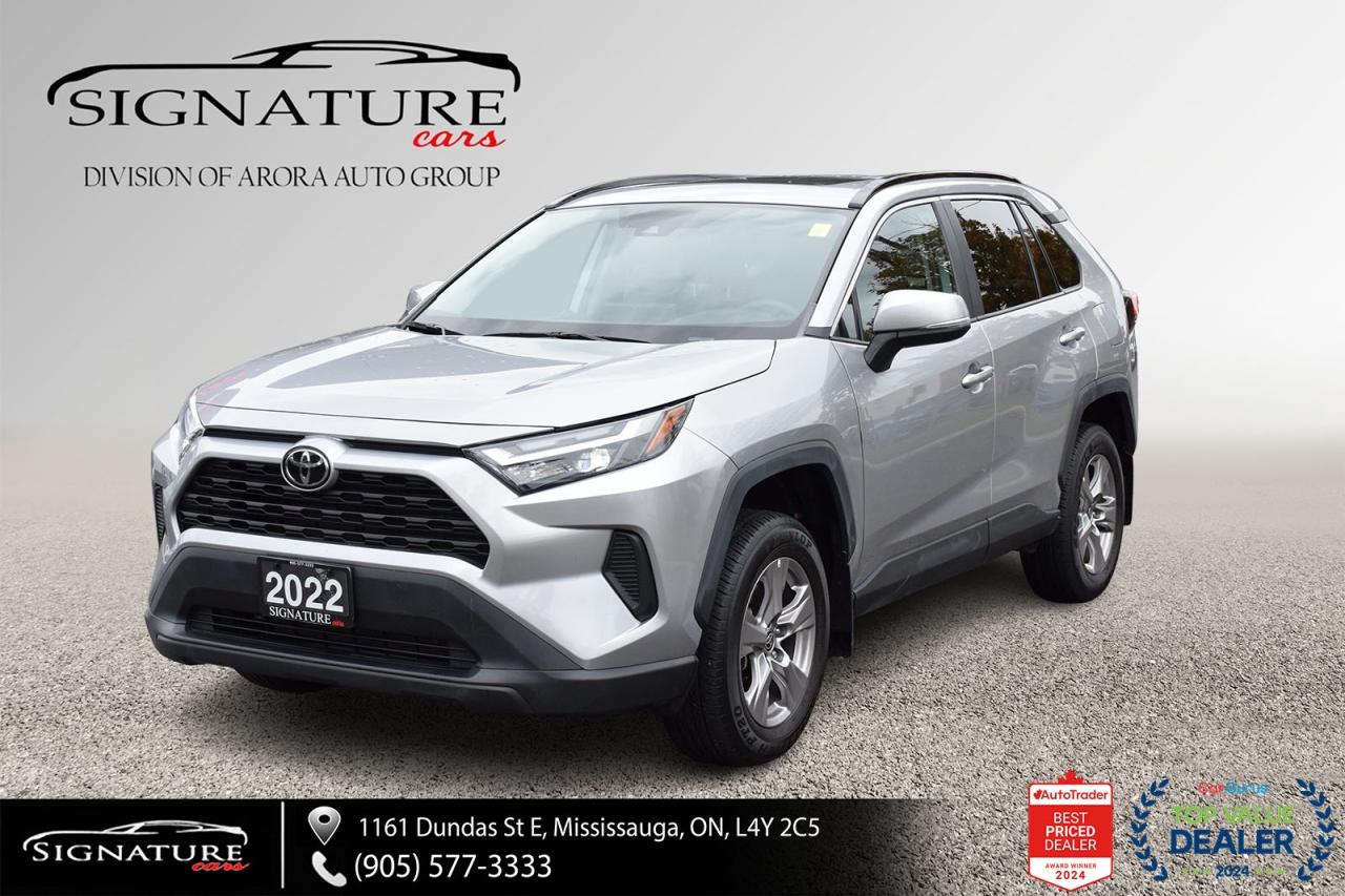 2022 Toyota RAV4 XLE AWD / SUNROOF / CARPLAY / BSM Photo