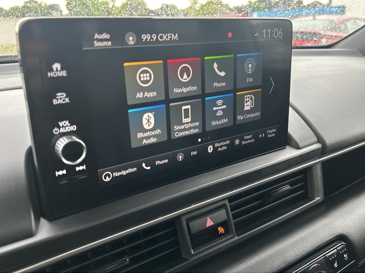 2023 Honda Pilot Black Edition  Leather  Pano Roof  Navigation Photo