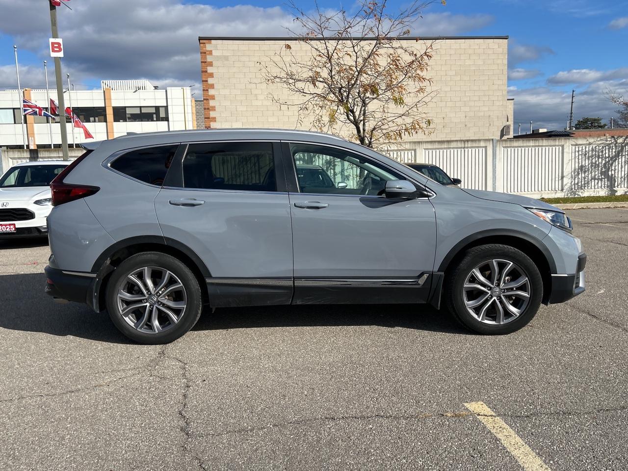 2021 Honda CR-V Touring Leather  Navigation  Sunroof  CarPlay Photo