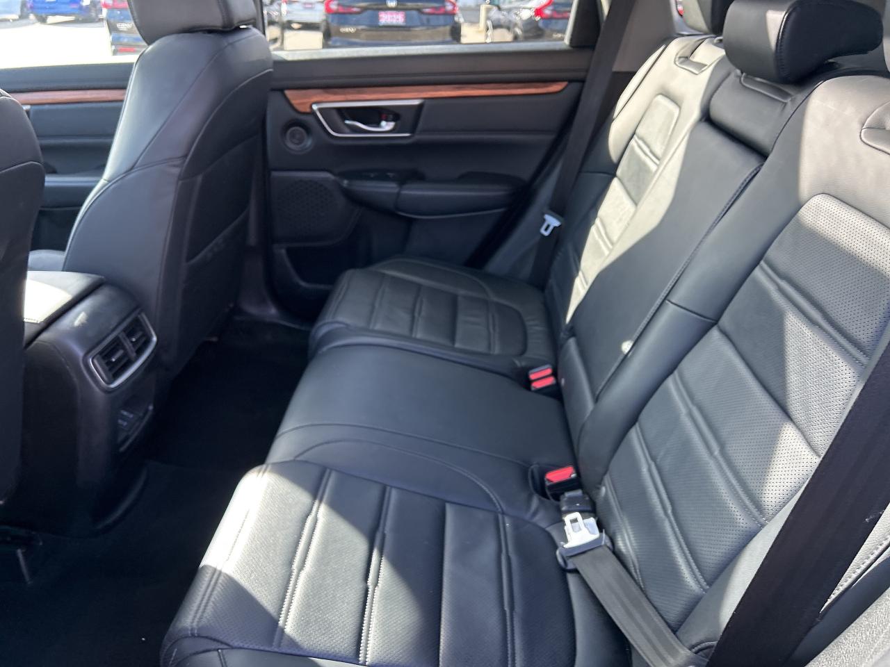 2021 Honda CR-V Touring Leather  Navigation  Sunroof  CarPlay Photo