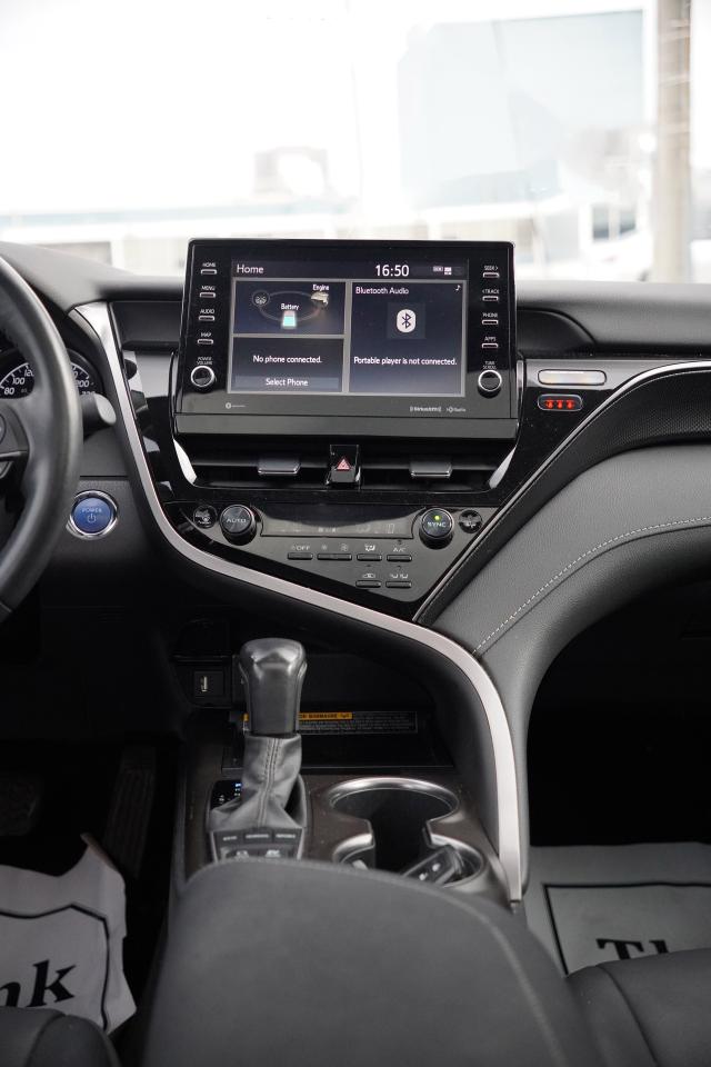 2021 Toyota Camry HYBRID XSE / NO ACCIDENT / SUNROOF / LEATHER/CARPLAY/BSM Photo
