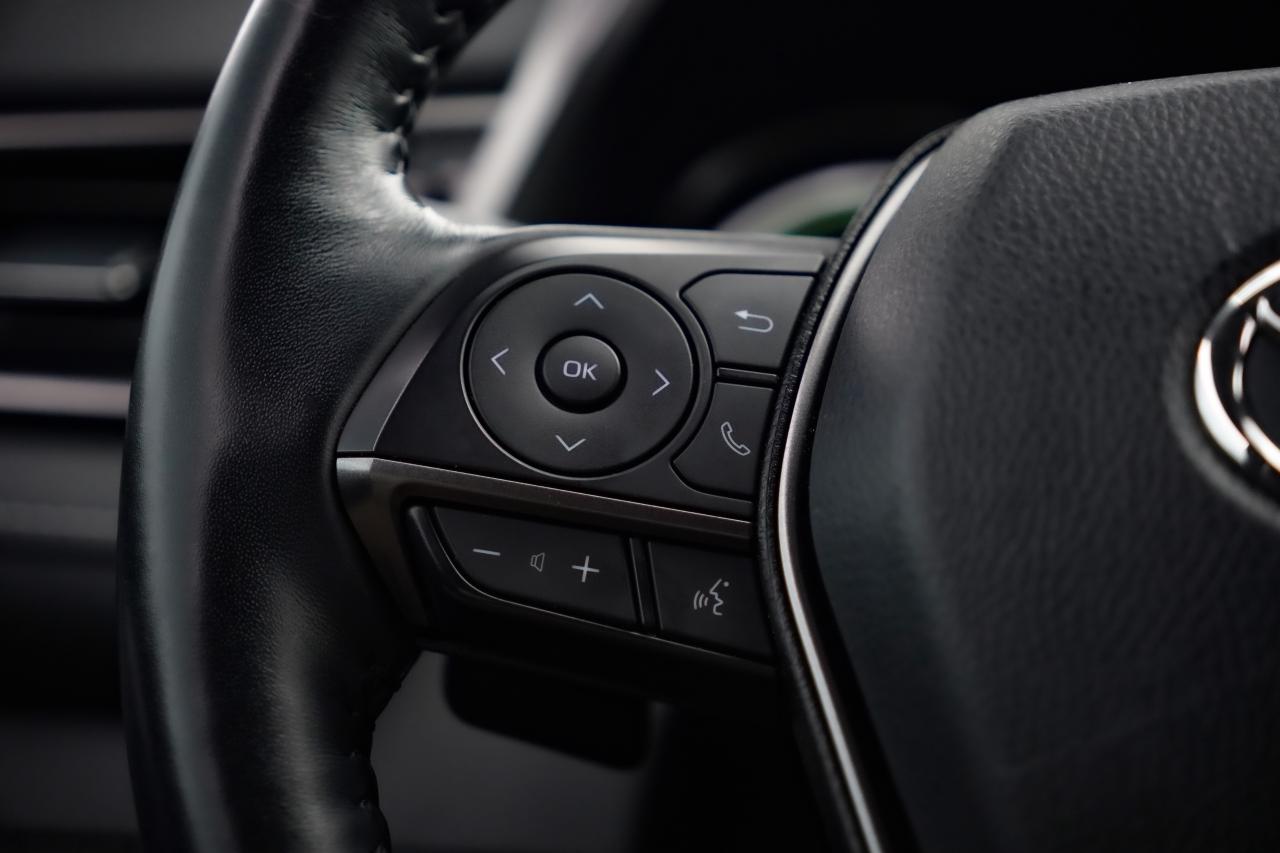 2021 Toyota Camry HYBRID XSE / NO ACCIDENT / SUNROOF / LEATHER/CARPLAY/BSM Photo