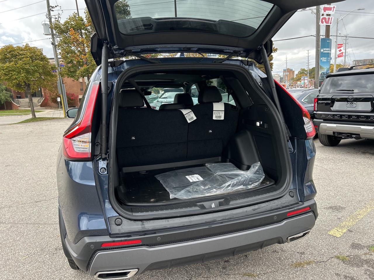 2026 Honda CR-V Hybrid Touring DEMO Photo