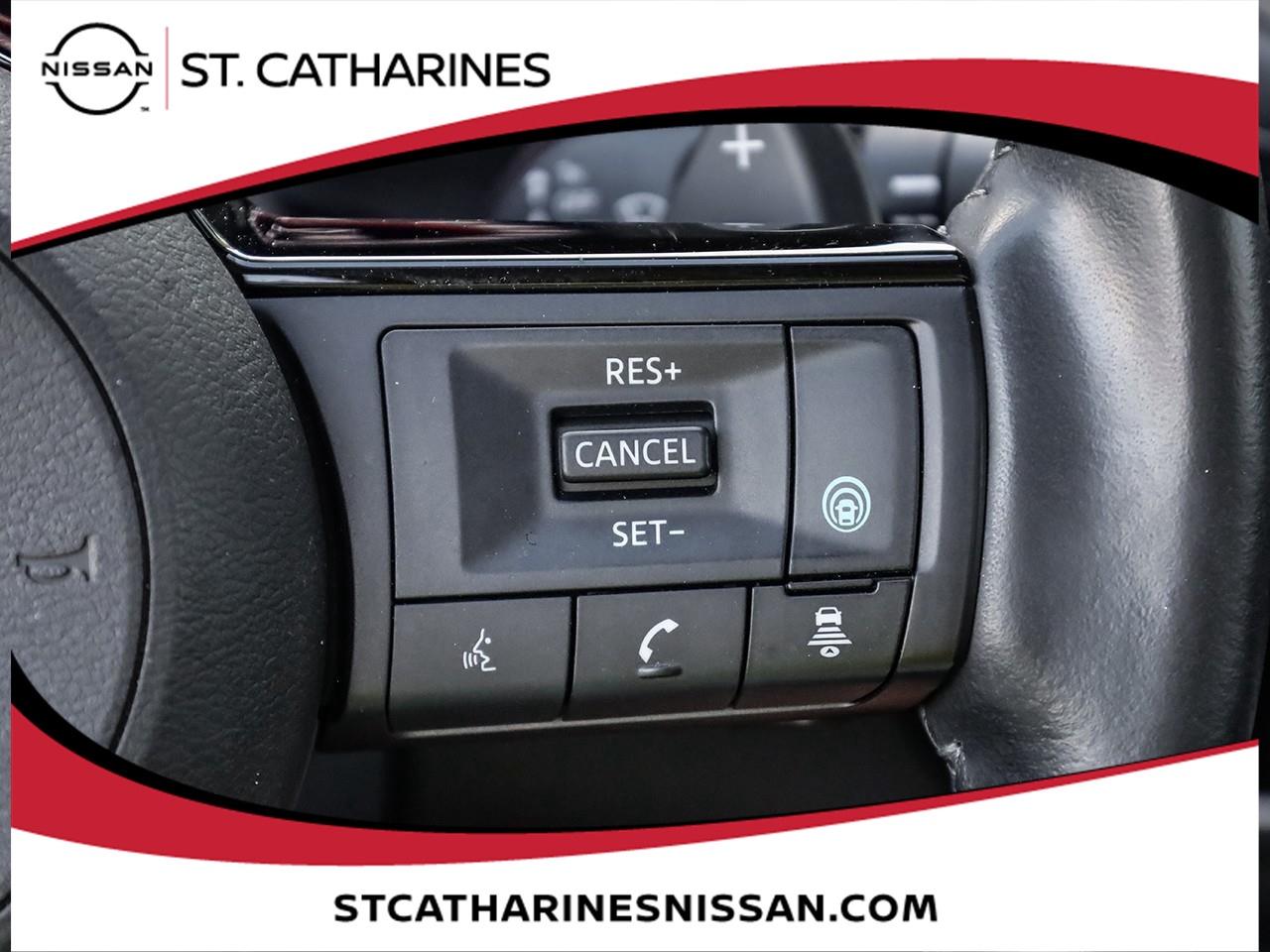 2023 Nissan Rogue Platinum Photo