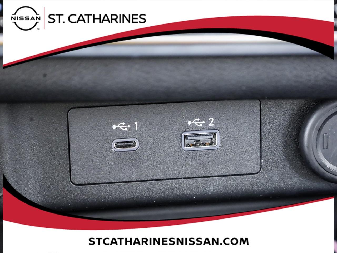 2023 Nissan Rogue Platinum Photo