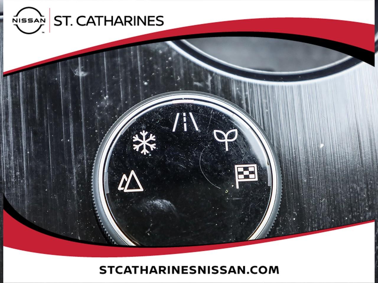 2023 Nissan Rogue Platinum Photo