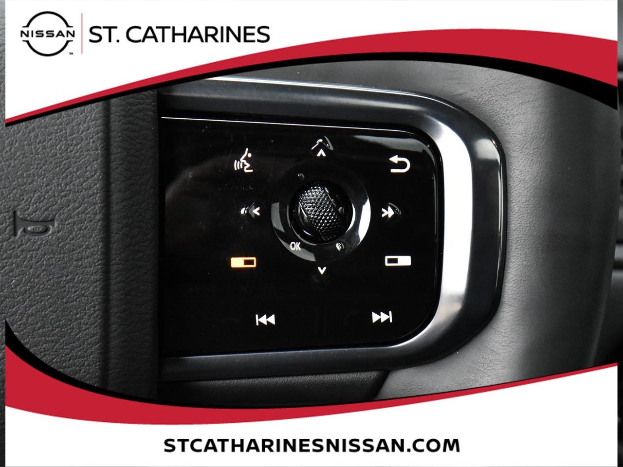 2025 Nissan Armada PRO-4X Photo