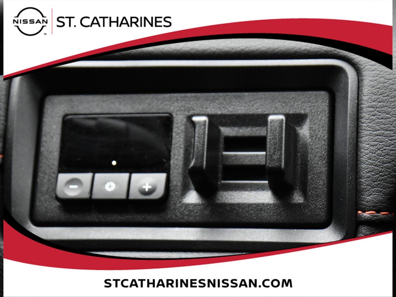 2025 Nissan Armada PRO-4X Photo