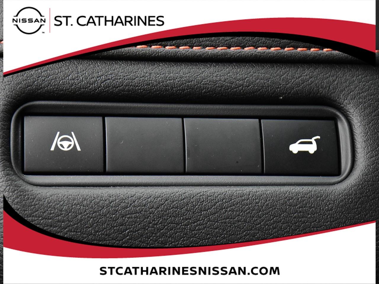 2025 Nissan Armada PRO-4X Photo